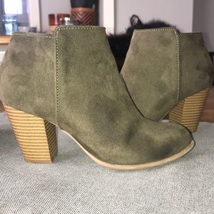 Old Navy. Army Green Booties. Worn 2.